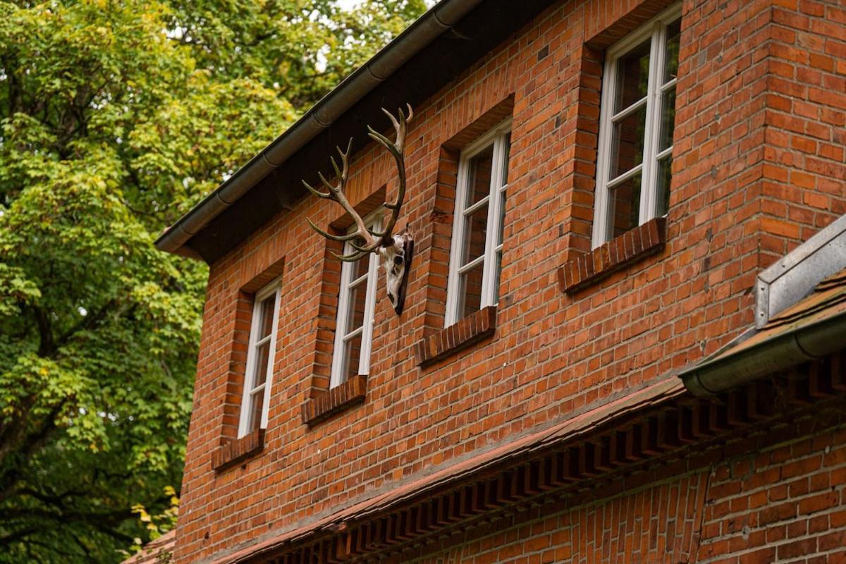 Wald- Und Seeidyll Im Historischen Forsthaus Neuruppin Ngoại thất bức ảnh