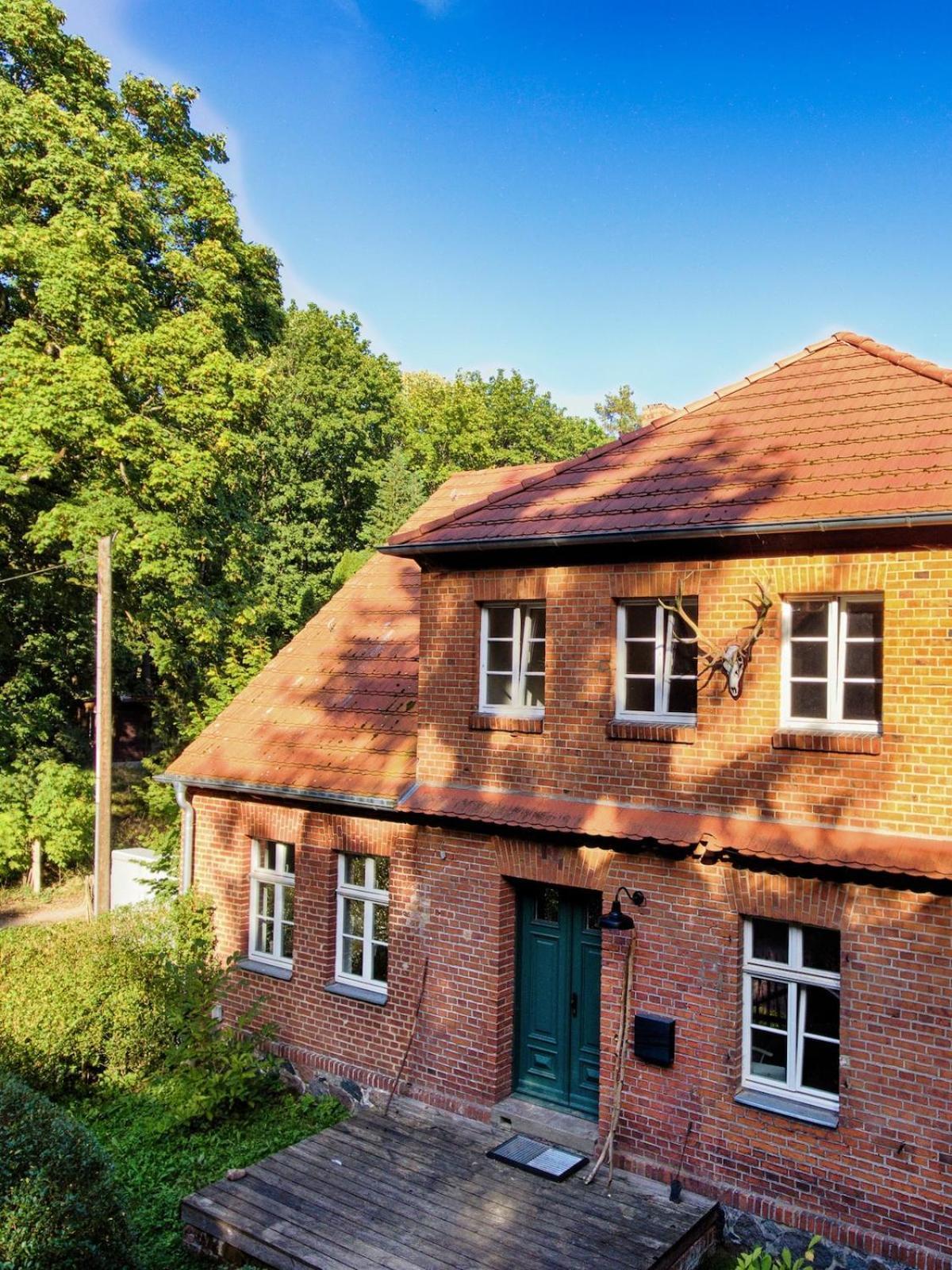 Wald- Und Seeidyll Im Historischen Forsthaus Neuruppin Ngoại thất bức ảnh